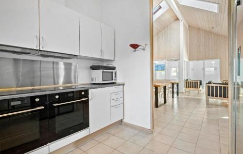 Idestrup House | Awesome Home In Idestrup With Wifi
