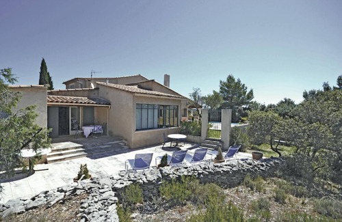 Joucas House | Awesome home in Joucas with kitchen