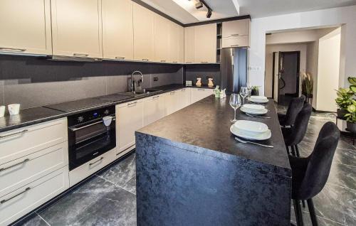 Kamien Pomorski House | Awesome Home In Kamien Pomorski