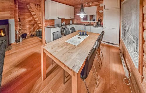 Kongsberg House | Awesome Home In Kongsberg With Sauna
