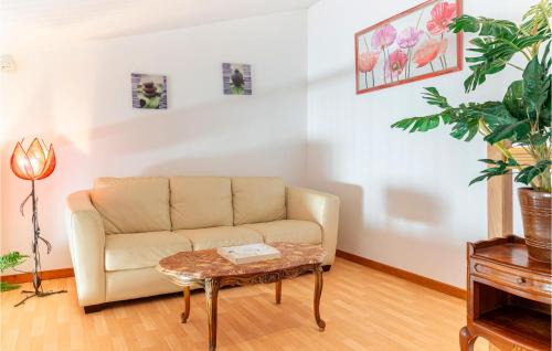 La Faute-sur-Mer House | Awesome Home In La Faute Sur Mer