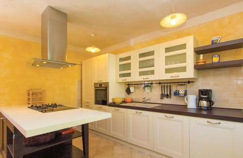 Bartici House | Awesome home in Labin with sauna