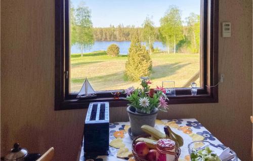 Uppvidinge House | Awesome Home In Lenhovda With Wifi