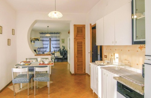 Capanne-Prato-Cinquale House | Awesome home in Montignoso -MS-