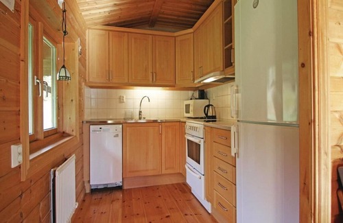 Annolfsbyn House | Awesome home in Mellerud with 3 Bedrooms and Sauna