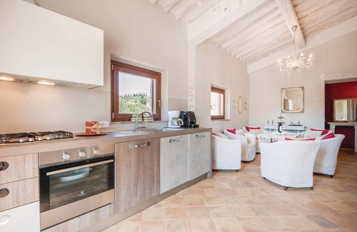 Montenero House | Awesome home in Montenero GR
