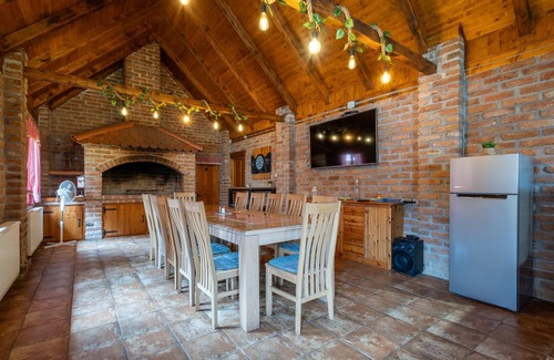 Brestovac House | Awesome home in Novo Zvecevo with sauna