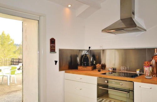 Pourcieux House | Awesome home in Pourcieux with 1 Bedrooms, Private swimming pool and Outdoor swimming pool