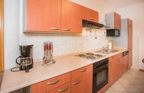 Kukci House | Awesome home in Porec with WiFi