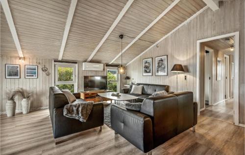 Klegod Strand House | Awesome Home In Ringkøbing With Sauna