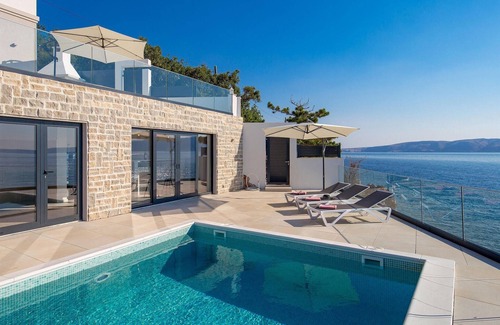 Senj House | Awesome home in Starigrad