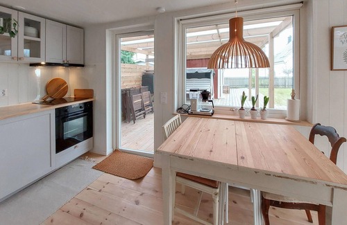 Strandbaden House | Awesome home in Strandbaden with WiFi