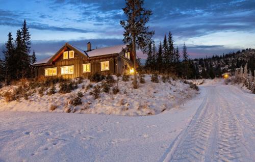 Svingvoll House | Awesome Home In Svingvoll With Sauna