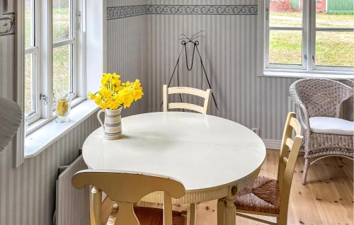 Vittaryd House | Awesome Home In Tannåker With Wifi