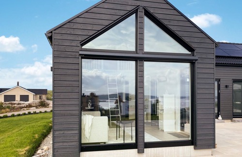 Uddevalla Municipality House | Awesome home in Uddevalla with WiFi