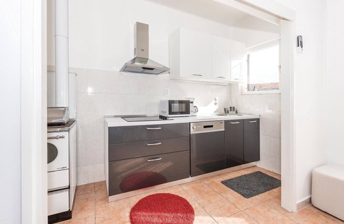 Unesic House | Awesome home in Unesic with WiFi