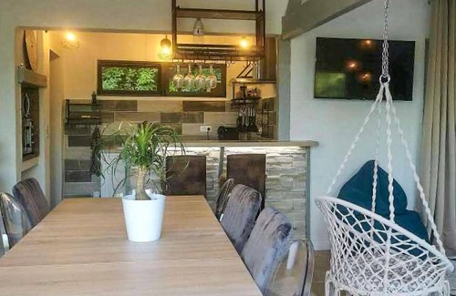 Vianne House | Awesome home in Vianne
