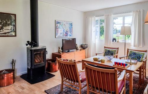 Alvesta Municipality House | Awesome Home In Vislanda With Wifi