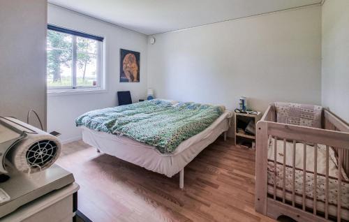 Alvesta Municipality House | Awesome Home In Vislanda With Wifi