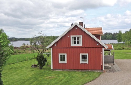 Flattinge House | Awesome home in Vittaryd with kitchen