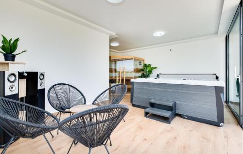 Zagreb House | Awesome Home In Zagreb With Sauna