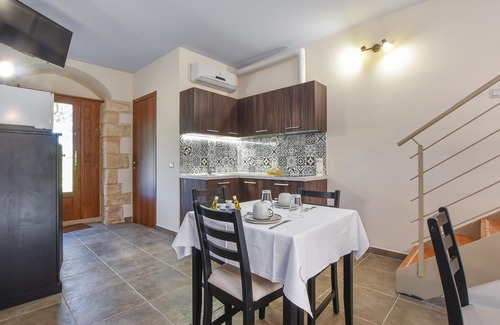 Chiaramonte Gulfi House | Awesome home in Chiaramonte Gulfi