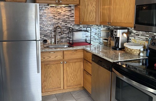 Northampton House | Awesome house in sought after area!