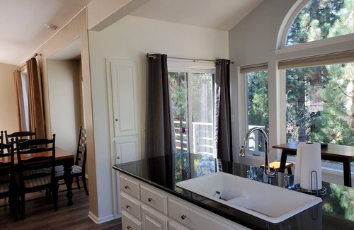 Montgomery Estates House | Awesome House/Near Casinos, Hiking, Skiing & Lake