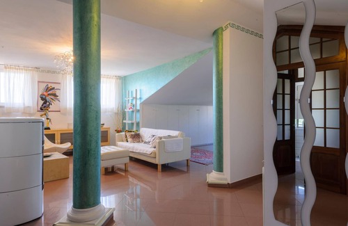 Trecastelli House | Awesome home in Castel Colonna di Mont