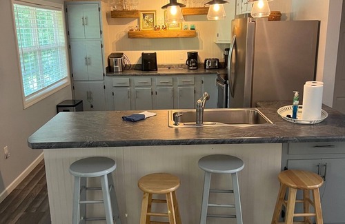 Fairfield Bay House | Awesome Lake House Right by Marina and Trails! Newly Updated!