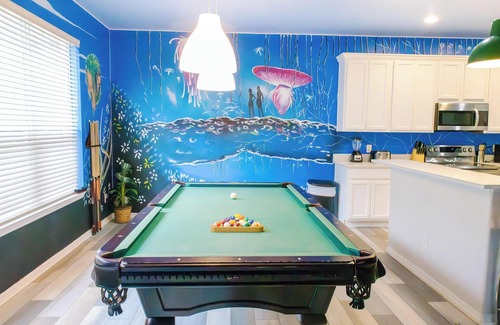 Bellavida Villa | Awesome Movie Themed 6 Bedroom Villa, Private Pool/Spa in Gated Resort