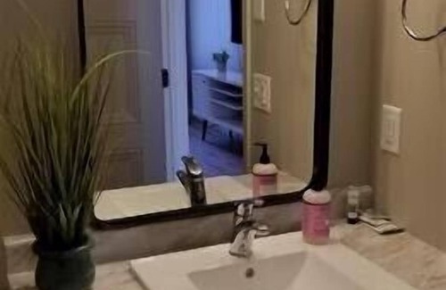 Amherst House | Awesome new unit available! Walking distance to great Amherst places and events