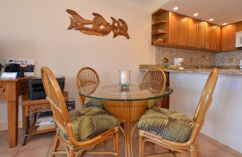 Kihei Condo | Awesome Panoramic Ocean Views - Best Beaches - Great Location - Now with new AC