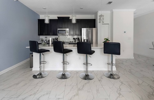 Four Corners House | Awesome Townhouse 4Bd - 3Bath - Private Pool