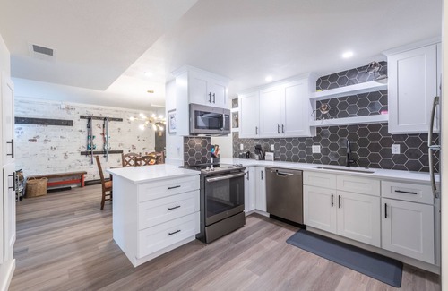 Downtown Park City Condo | Awesome Upgrades - Main St @ Town Lift + Hot Tub