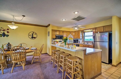 La Follette Condo | Awesome views of Norris Lake & the Greens at Deerfield from this lakeview condos