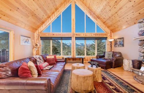 Windcliff Estates House | Awestruck Home