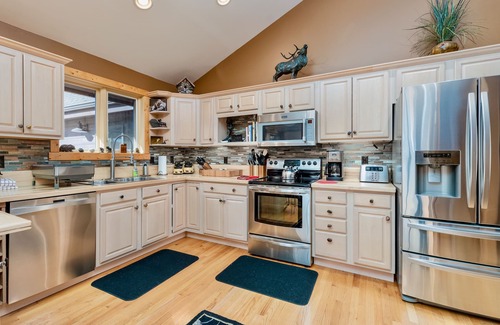 Windcliff Estates House | Awestruck Luxury Vacation Home at Windcliff