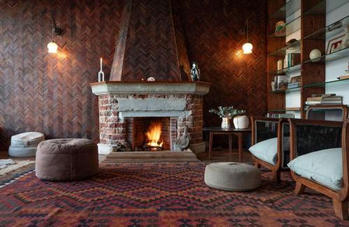 Muizenberg Villa | Axminster House - Entire Villa