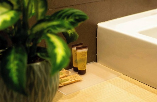 Cantu Hotel | Axolute Comfort Hotel