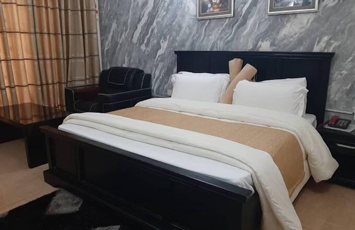 Biogbolo Hotel | Ayalla Hotels Limited