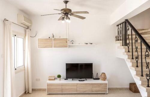 Ayia Thekla Villa | Ayia Thekla Sea Breeze Villa