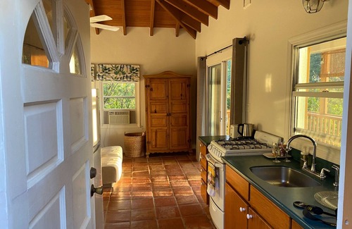 Point Rendezvous Cottage | Ayiti Cottage – A Peaceful Island Retreat with Stunning Bay Views