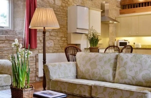 Bourton Bed & Breakfast | Aylworth Manor