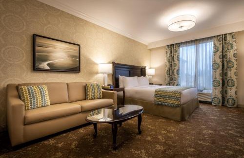 Seal Beach Hotel | Ayres Hotel Seal Beach - Cypress