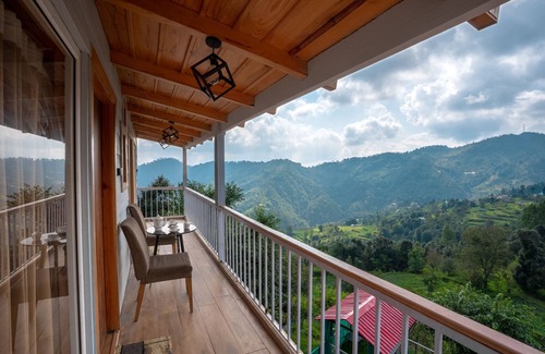 Kaul Villa | Ayu Villa