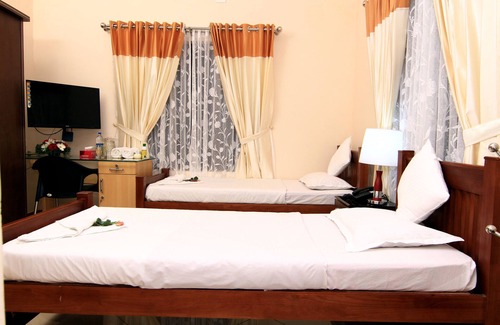 Peringandoor Hotel | Ayur Bethaniya Ayurveda Hospital