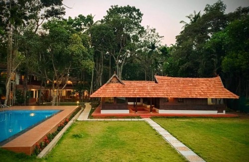 Janakpuri Apartment | AYURVEDA TOURS INDIA