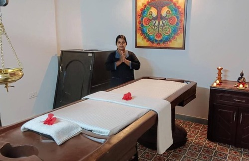 Janakpuri Apartment | AYURVEDA TOURS INDIA