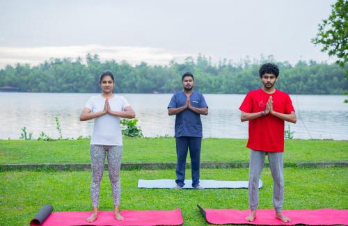 Hettimulla Hotel | Ayuwaters Authentic Yoga and Ayurveda Retreat by the Bentota River All Inclusive